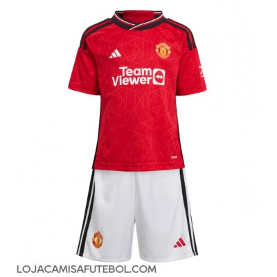 Camisa de Futebol Manchester United Casemiro #18 Equipamento Principal Infantil 2023-24 Manga Curta (+ Calças curtas)